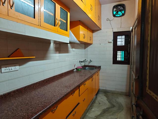 1 BHK Independent Builder Floor in Paschim Vihar for rent New Delhi. The reference number is 20824655