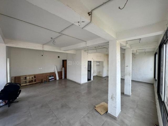 1 BHK Independent Builder Floor in Parvat Patiya for rent Surat. The reference number is 18993798