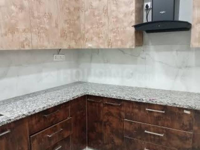 1 BHK Independent Builder Floor in Patel Nagar for rent New Delhi. The reference number is 19943774