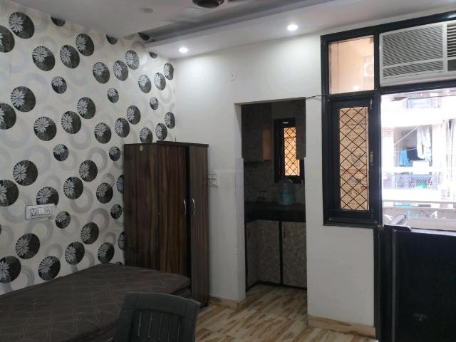 1 BHK Independent Builder Floor in Patel Nagar for rent New Delhi. The reference number is 20183776