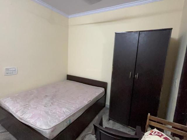 1 BHK Independent Builder Floor in Patel Nagar for rent New Delhi. The reference number is 20502703