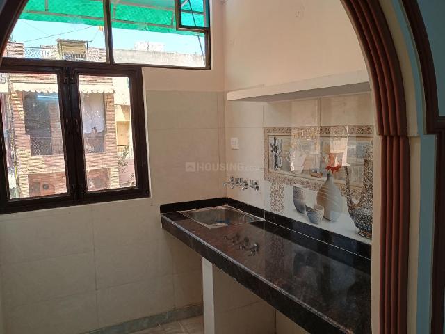 1 BHK Independent Builder Floor in Patel Nagar for rent New Delhi. The reference number is 20953627