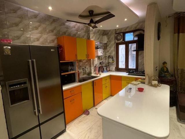 1 BHK Independent Builder Floor in Patel Nagar for rent New Delhi. The reference number is 20980625