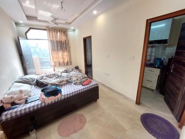 1 BHK Independent Builder Floor in Patel Nagar for rent New Delhi. The reference number is 21010284