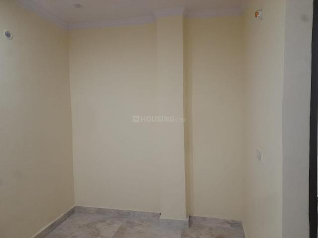 1 BHK Independent Builder Floor in Preet Vihar for rent New Delhi. The reference number is 11103474