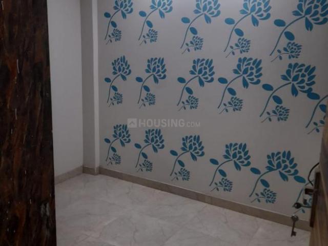 1 BHK Independent Builder Floor in Preet Vihar for rent New Delhi. The reference number is 19697304