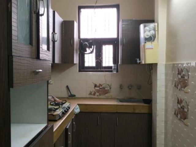 1 BHK Independent Builder Floor in Ramesh Nagar for rent New Delhi. The reference number is 10924922