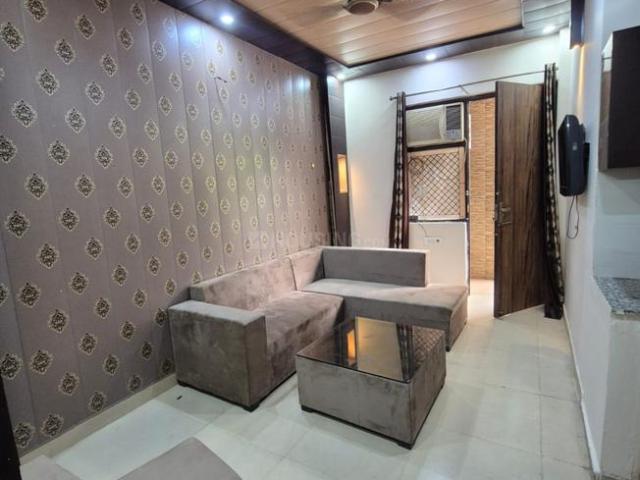 1 BHK Independent Builder Floor in Ramesh Nagar for rent New Delhi. The reference number is 20518255