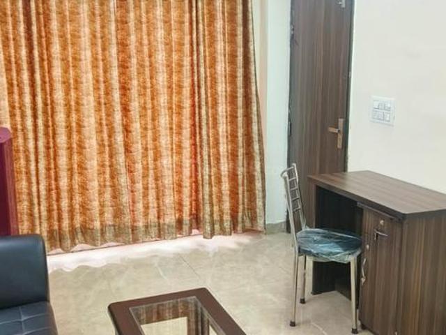 1 BHK Independent Builder Floor in Subhash Nagar for rent New Delhi. The reference number is 19753014