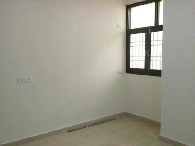1 BHK Independent Builder Floor in Subhash Nagar for rent New Delhi. The reference number is 10965699
