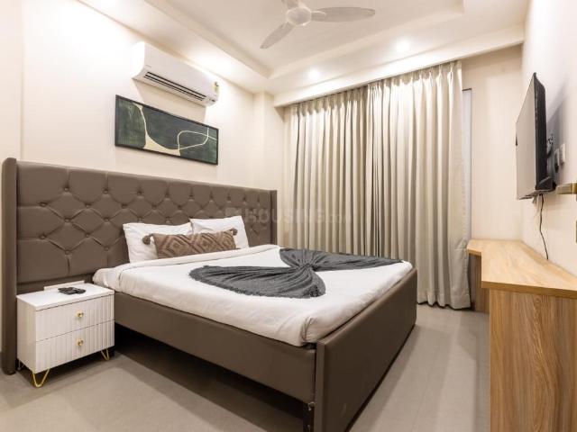 1 BHK Independent Builder Floor in Sushant Lok Phase 1 for rent Gurgaon. The reference number is 19440015