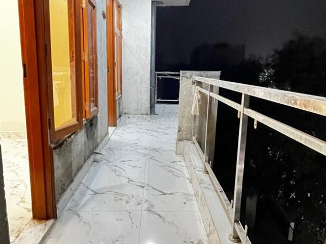 1 BHK Independent Builder Floor in Saket for rent New Delhi. The reference number is 16570807