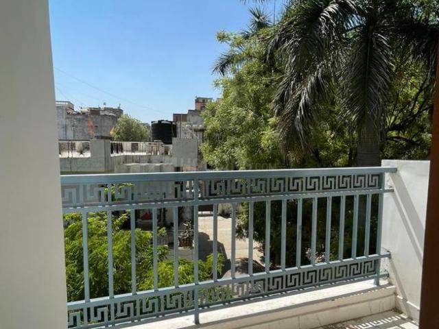 1 BHK Independent Builder Floor in Saket for rent New Delhi. The reference number is 16826707