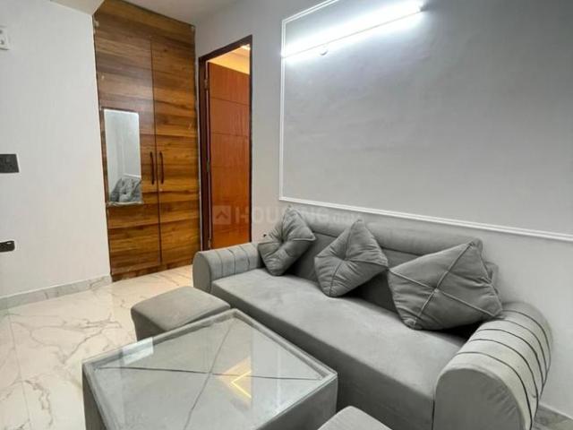 1 BHK Independent Builder Floor in Saket for rent New Delhi. The reference number is 20690370