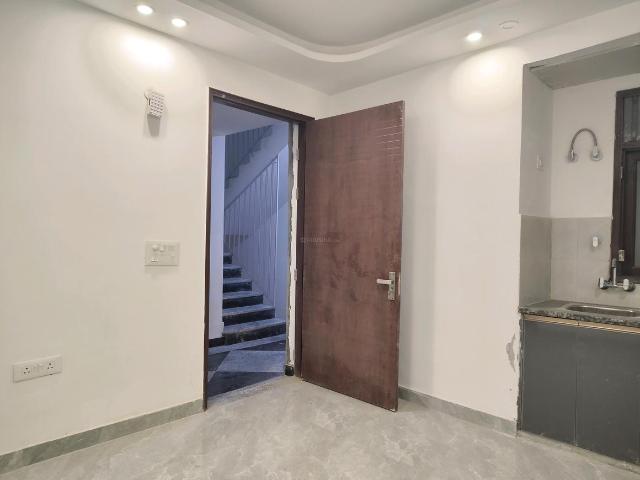 1 BHK Independent Builder Floor in Said Ul Ajaib for resale New Delhi. The reference number is 19690787