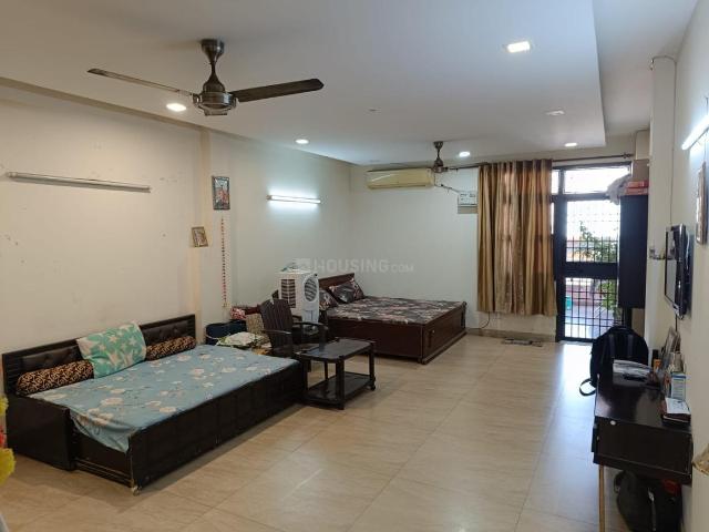 1 BHK Independent Builder Floor in Sant Nagar for rent New Delhi. The reference number is 20106085