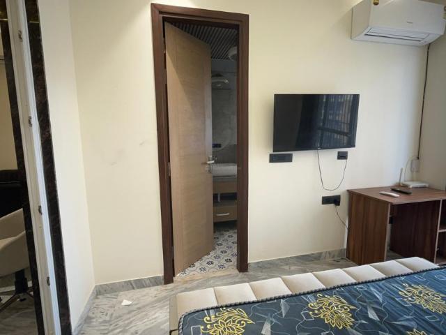 1 BHK Independent Builder Floor in Sector 57 for rent Gurgaon. The reference number is 20598200