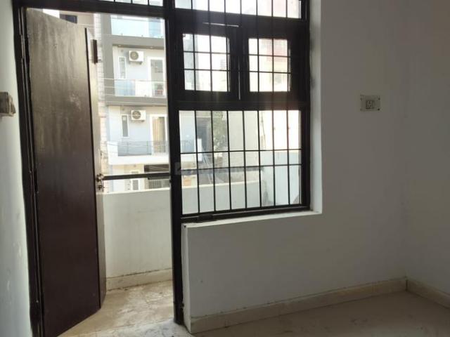 1 BHK Independent Builder Floor in Sector 57 for resale Gurgaon. The reference number is 16093551