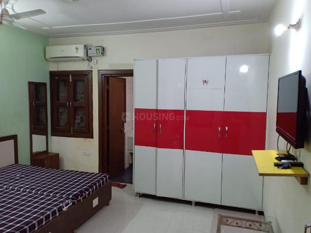 1 BHK Independent Builder Floor in Sector 55 for rent Gurgaon. The reference number is 17794982