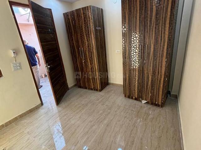 1 BHK Independent Builder Floor in Sector 5 Rohini for resale Rohini. The reference number is 17693201