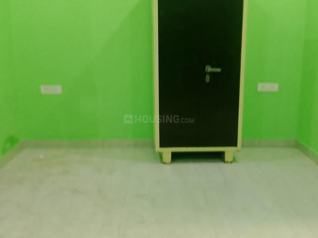 1 BHK Independent Builder Floor in Sector 63 A for rent Noida. The reference number is 19750552