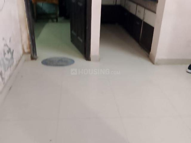 1 BHK Independent Builder Floor in Sector 62 for rent Noida. The reference number is 20684276