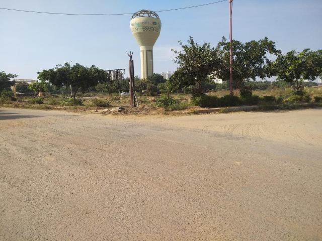 1 BHK Independent Builder Floor in Sector 67 for resale Sohna Road. The reference number is 5741423