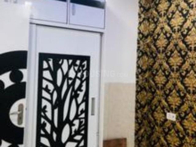 1 BHK Independent Builder Floor in Sector 6 Rohini for resale New Delhi. The reference number is 16531000