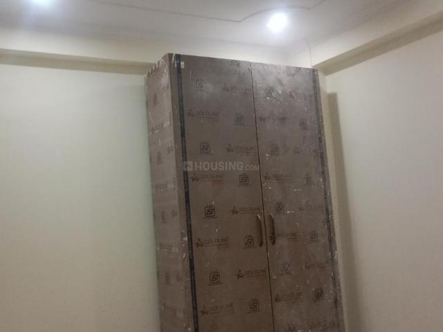 1 BHK Independent Builder Floor in Sector 73 for resale Noida. The reference number is 16993010