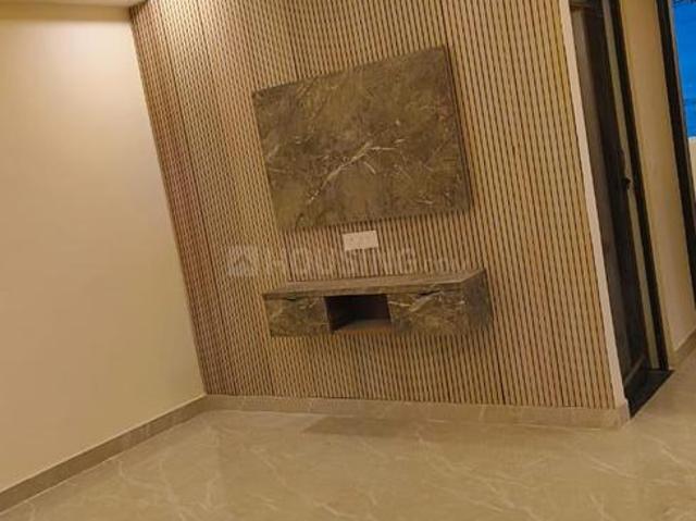 1 BHK Independent Builder Floor in Sector 101 for resale Noida. The reference number is 19717501
