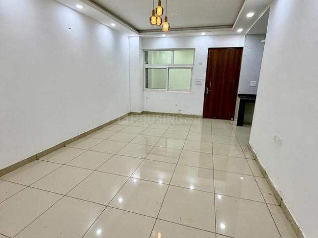 1 BHK Independent Builder Floor in Sector 102 for resale Noida. The reference number is 20758333
