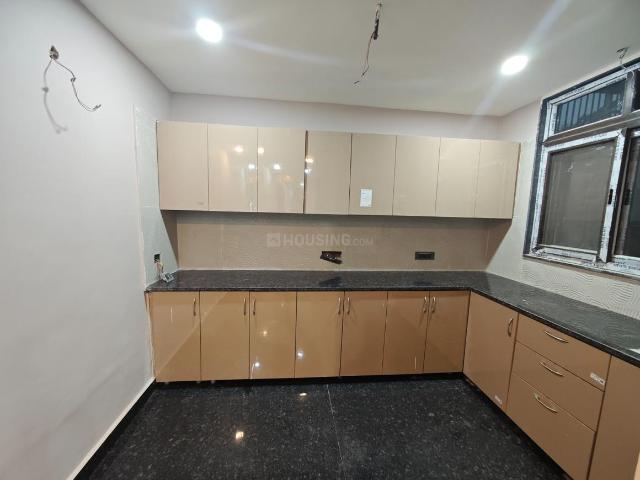 1 BHK Independent Builder Floor in Sector 122 for rent Noida. The reference number is 18247846