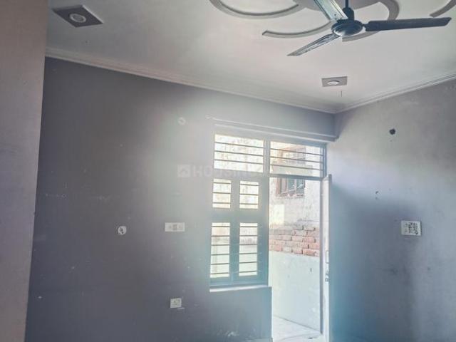 1 BHK Independent Builder Floor in Sector 23 for rent Faridabad. The reference number is 15483050