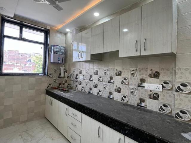 1 BHK Independent Builder Floor in Sector 21 for rent Gurgaon. The reference number is 14679783