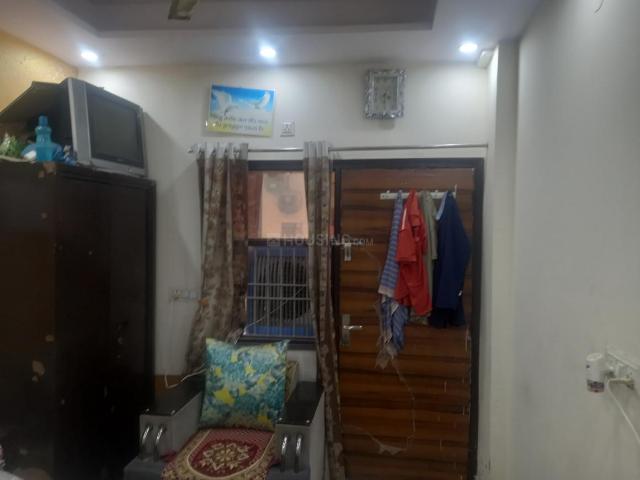 1 BHK Independent Builder Floor in Sector 24 Rohini for resale New Delhi. The reference number is 19424234