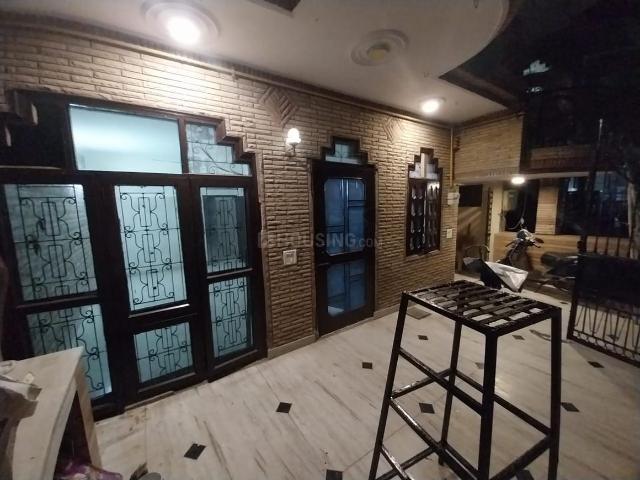 1 BHK Independent Builder Floor in Sector 35 for rent Faridabad. The reference number is 12700140
