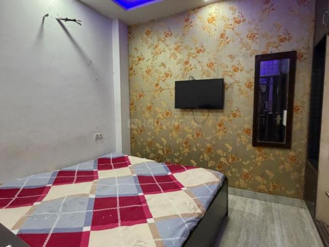 1 BHK Independent Builder Floor in Sector 3 Rohini for rent New Delhi. The reference number is 20213326