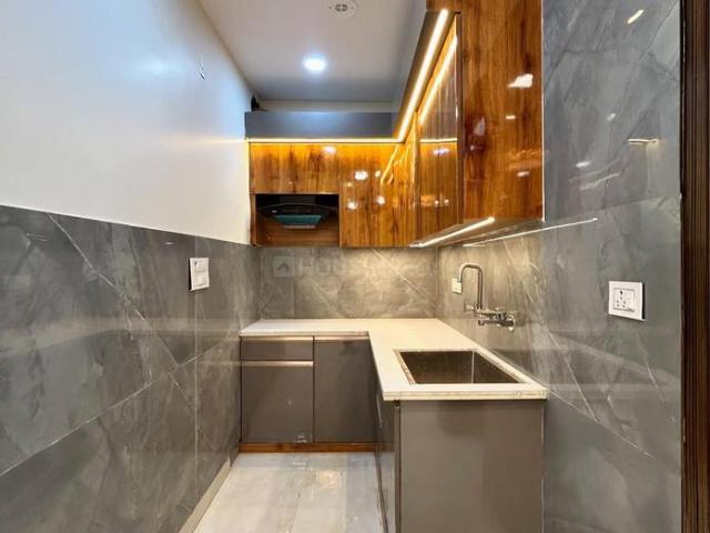 1 BHK Independent Builder Floor in Shastri Nagar for resale New Delhi. The reference number is 16711131