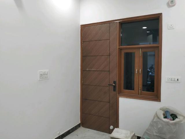 1 BHK Independent Builder Floor in Shastri Nagar for resale New Delhi. The reference number is 19537009