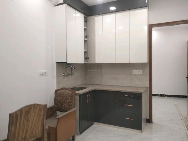 1 BHK Independent Builder Floor in Shastri Nagar for resale New Delhi. The reference number is 20136104