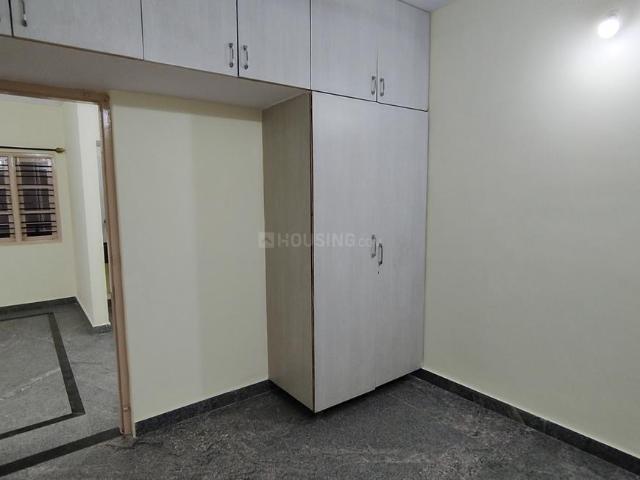 1 BHK Independent Builder Floor in Teachers Colony for rent Bengaluru. The reference number is 20451007