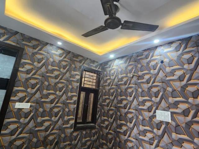 1 BHK Independent Builder Floor in Uttam Nagar for resale New Delhi. The reference number is 16515764