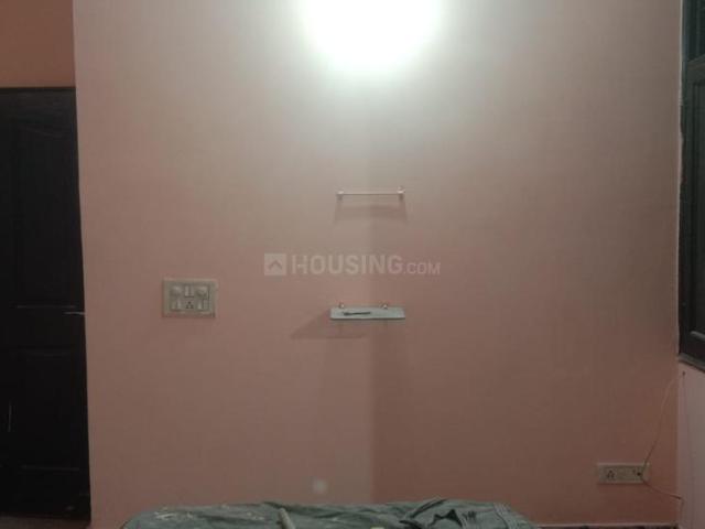 1 BHK Independent Builder Floor in Vaishali for rent Ghaziabad. The reference number is 7740735