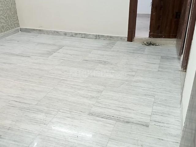 1 BHK Independent Builder Floor in Vaishali for resale Ghaziabad. The reference number is 16599349