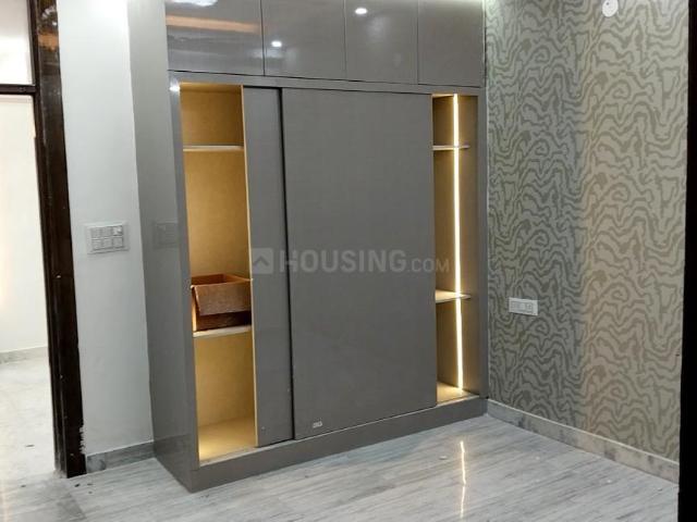 1 BHK Independent Builder Floor in Vaishali for resale Ghaziabad. The reference number is 16599403