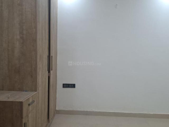 1 BHK Independent Builder Floor in Vikaspuri for rent New Delhi. The reference number is 18943497