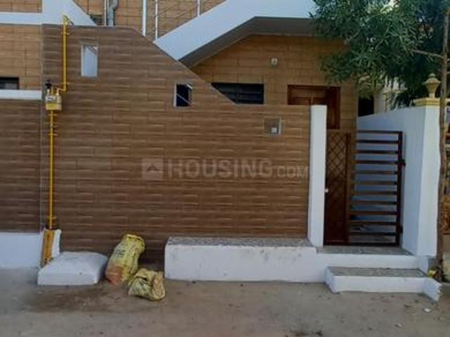 1 BHK Independent Builder Floor in Vijay Nagar for rent Bhuj. The reference number is 15589555