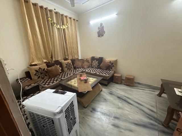 1 BHK Independent Builder Floor in Vishnu Garden for resale New Delhi. The reference number is 20265001