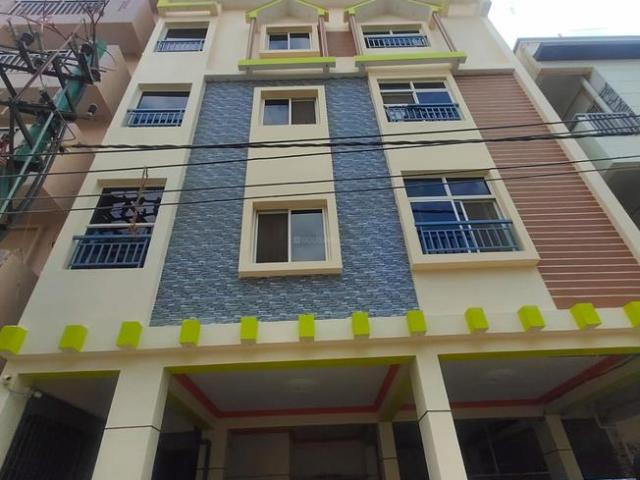 1 BHK Independent House in Whitefield for resale Bangalore East. The reference number is 7821606