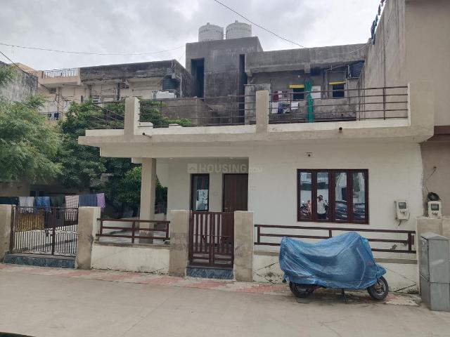1 BHK Independent House in Amraiwadi for rent Ahmedabad. The reference number is 20874932